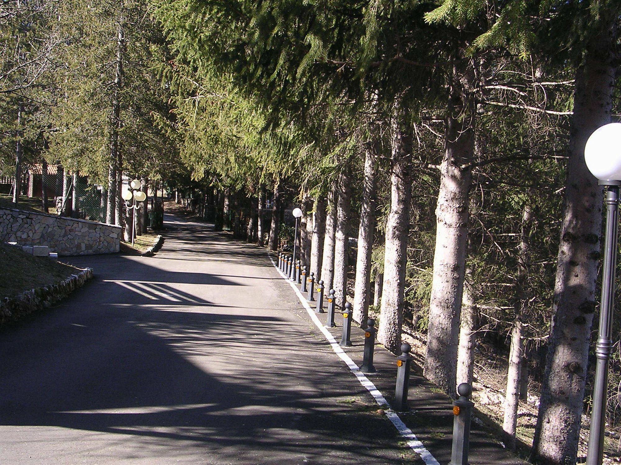 Hotel Orso Bianco Pescasseroli Kültér fotó